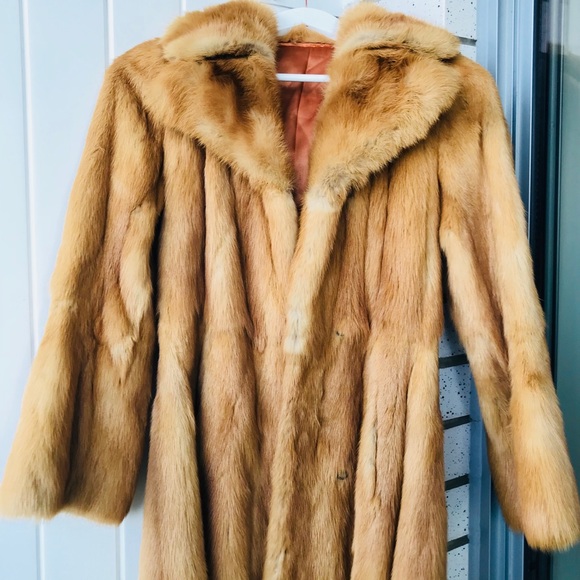 Fur Fox coat size Small - Picture 6 of 8